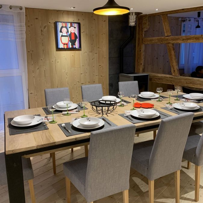 Cr&eacute;ation de panneaux d&eacute;coratifs, papier peints et mobilier pour professionnels en Alsace Haguenau